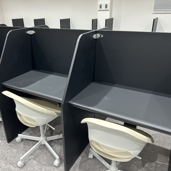 コワーキングスペース設備の画像